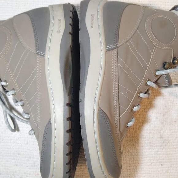 Simms  SZ 7   Men's/boys/unisex   beige w-gray high top sneakers - Picture 1 of 11